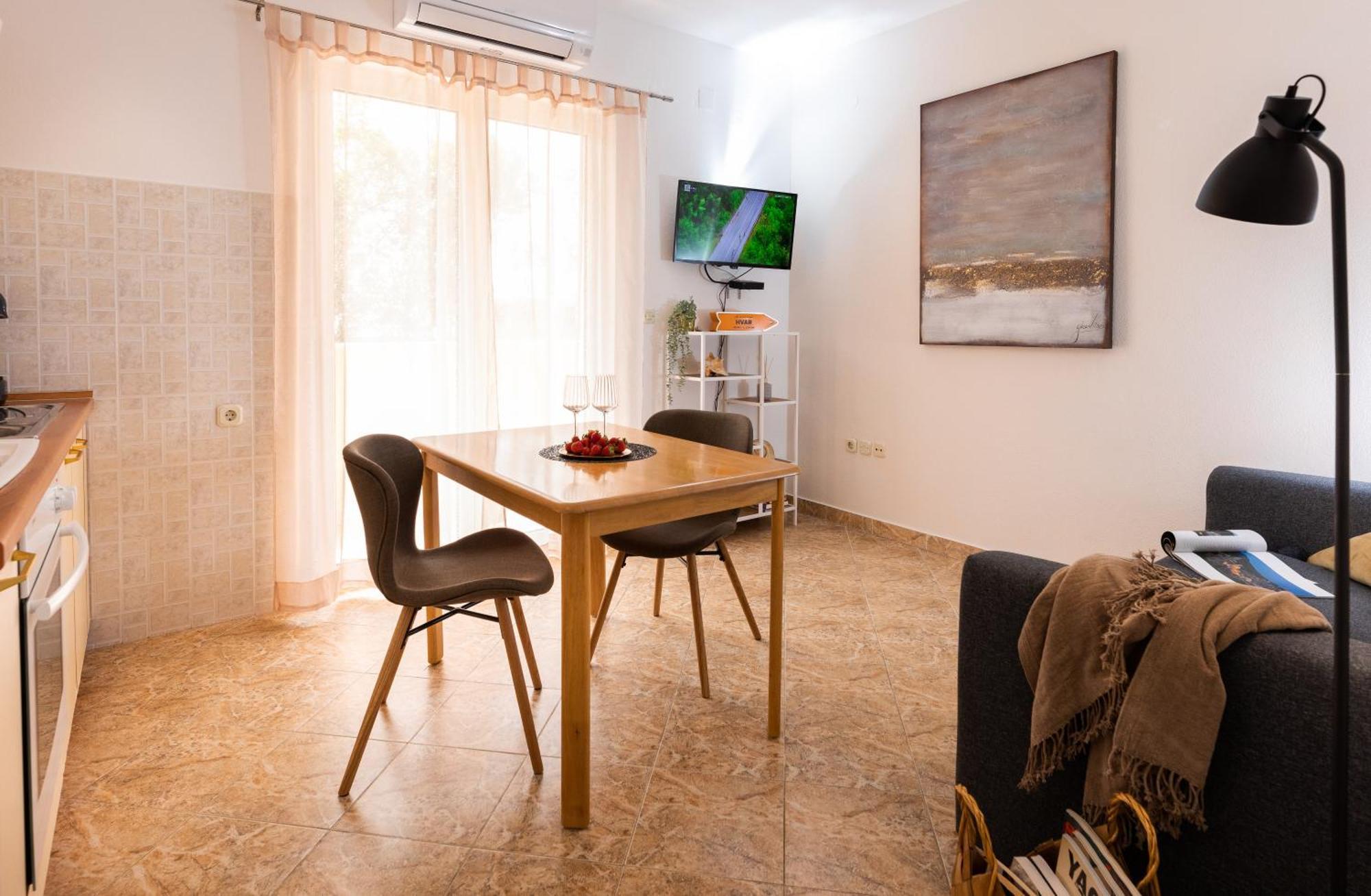 Apartments Sunny Elza Hvar Town Zewnętrze zdjęcie