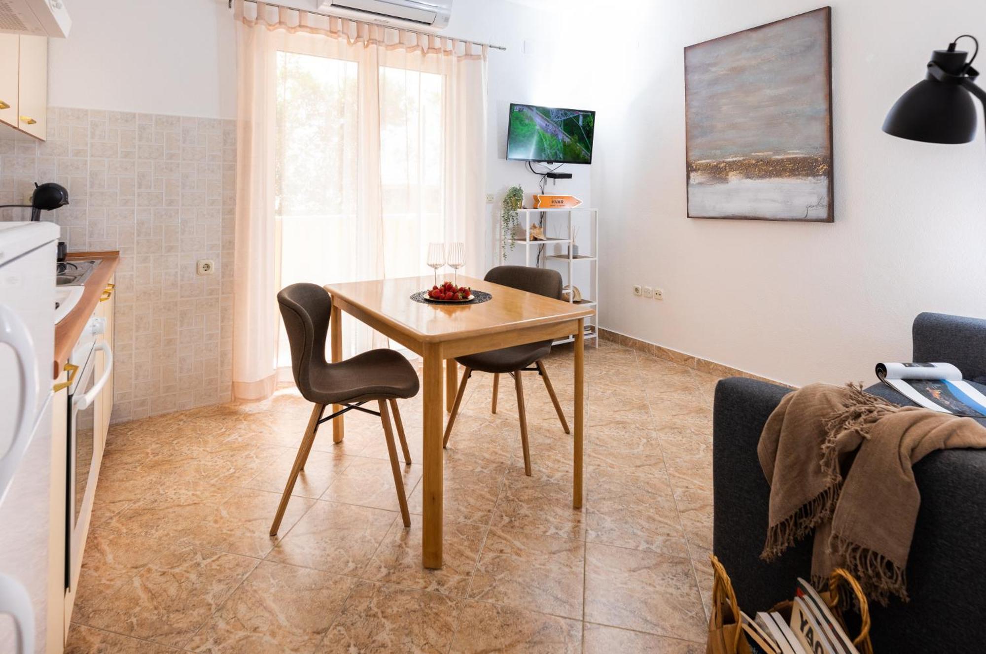 Apartments Sunny Elza Hvar Town Zewnętrze zdjęcie