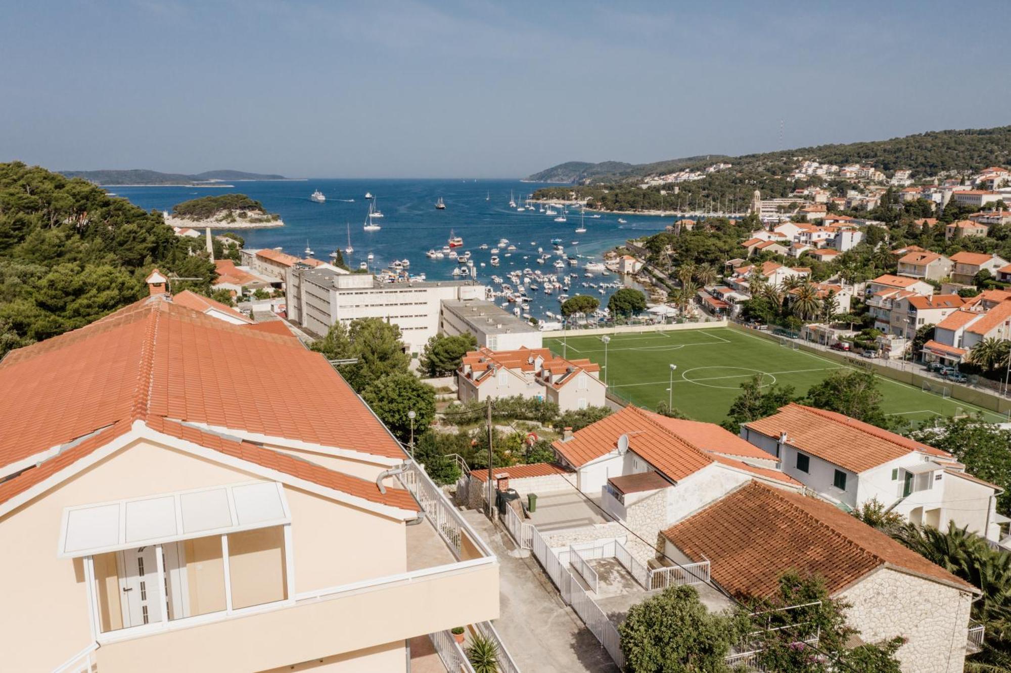 Apartments Sunny Elza Hvar Town Zewnętrze zdjęcie