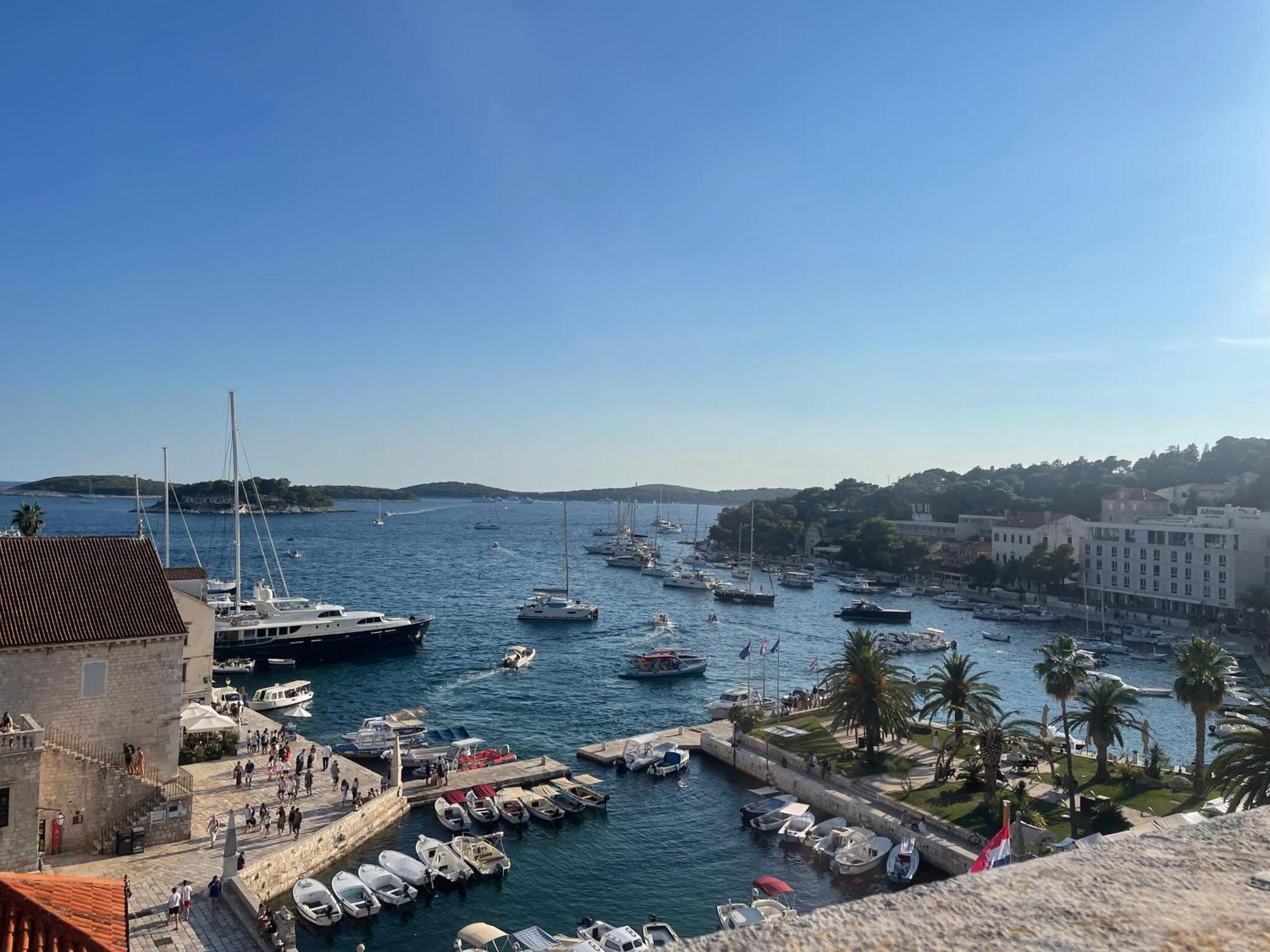 Apartments Sunny Elza Hvar Town Zewnętrze zdjęcie