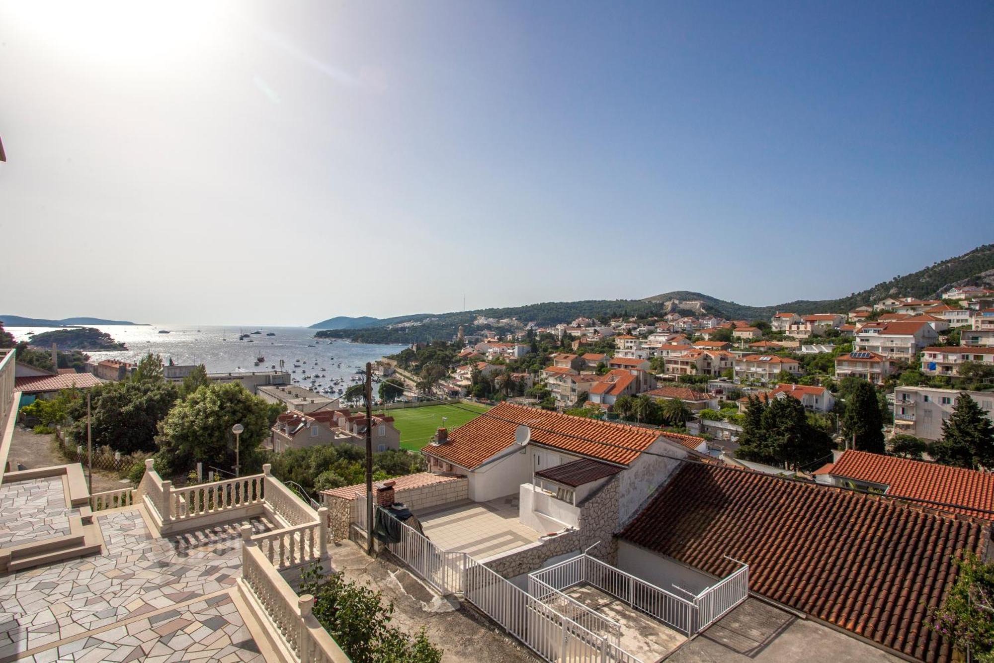 Apartments Sunny Elza Hvar Town Zewnętrze zdjęcie